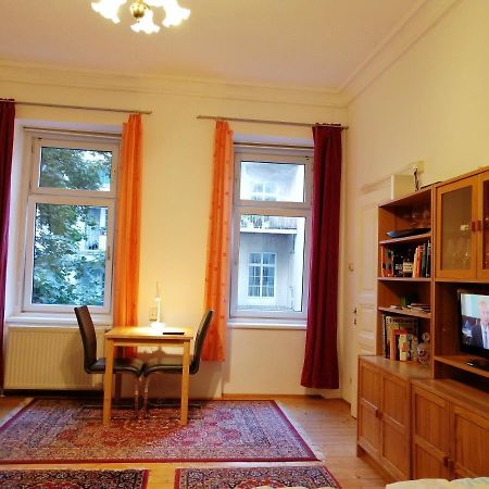 Gemuetliche Wohnung Nahe Zentrum Відень Екстер'єр фото